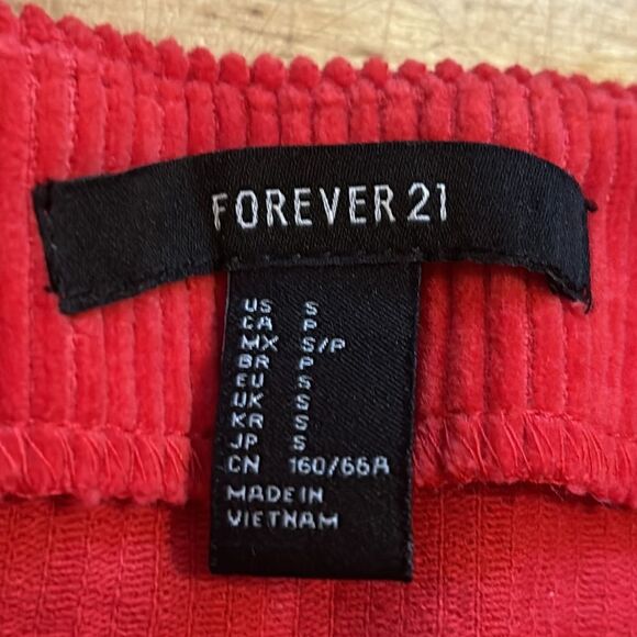 Forever 21 Women’s Red Corduroy Mini Skirt With Front Buttons Size Small - Picture 5 of 6